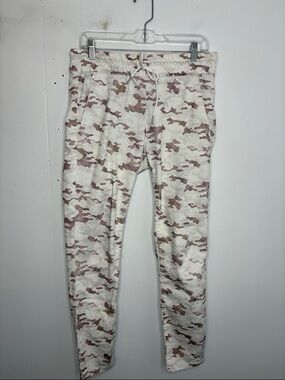 Bevy Flog Pants Womens 30 Large Shely style Joggers Camo Comfy Athleisure